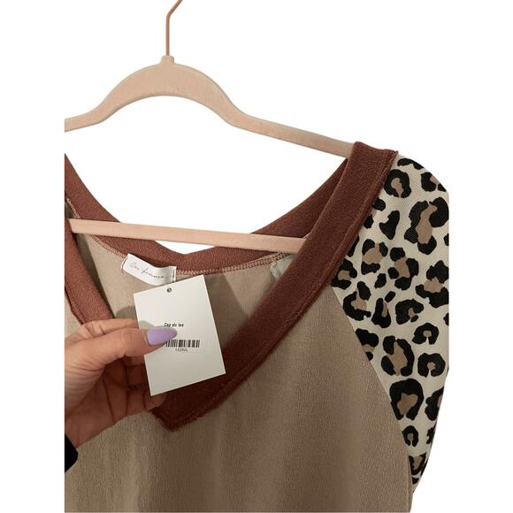 NWT Ces FemmeBoutique Women's Monroe Mocha Short Sleeve Blouse Boho Neutrals - Picture 4 of 5